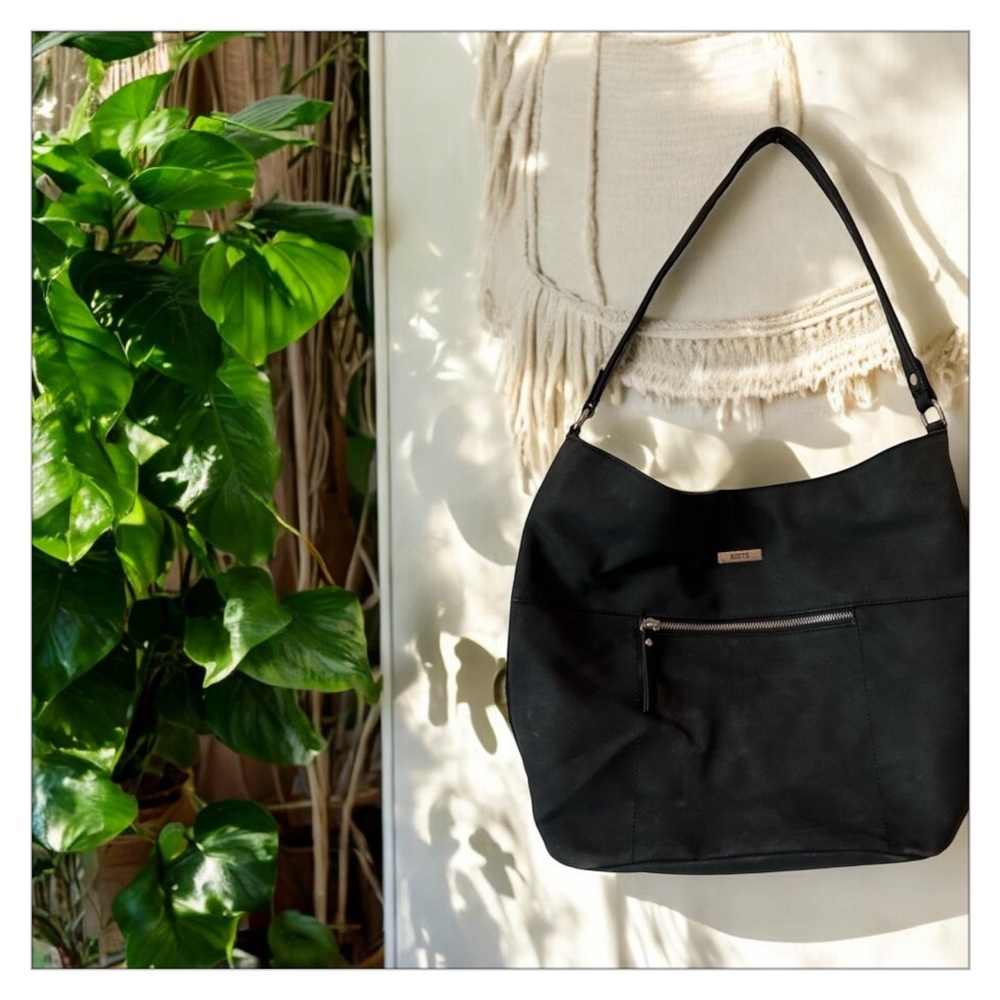 ROOTS Genuine Leather Florence Hobo Bucket Purse/Bag-Black-NWOT 🖤 - Picture 3 of 14